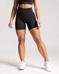 *Cassey Short : 6" - Black